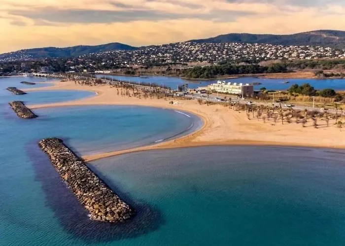 Corail - Clim - Wifi - Parking - Piscine - Front De - Proche Commerces Et Centre Apartmán Fréjus